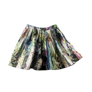 Alya Floral Pleated Mini Skirt Multi Color Botanical Tropical Print Size M